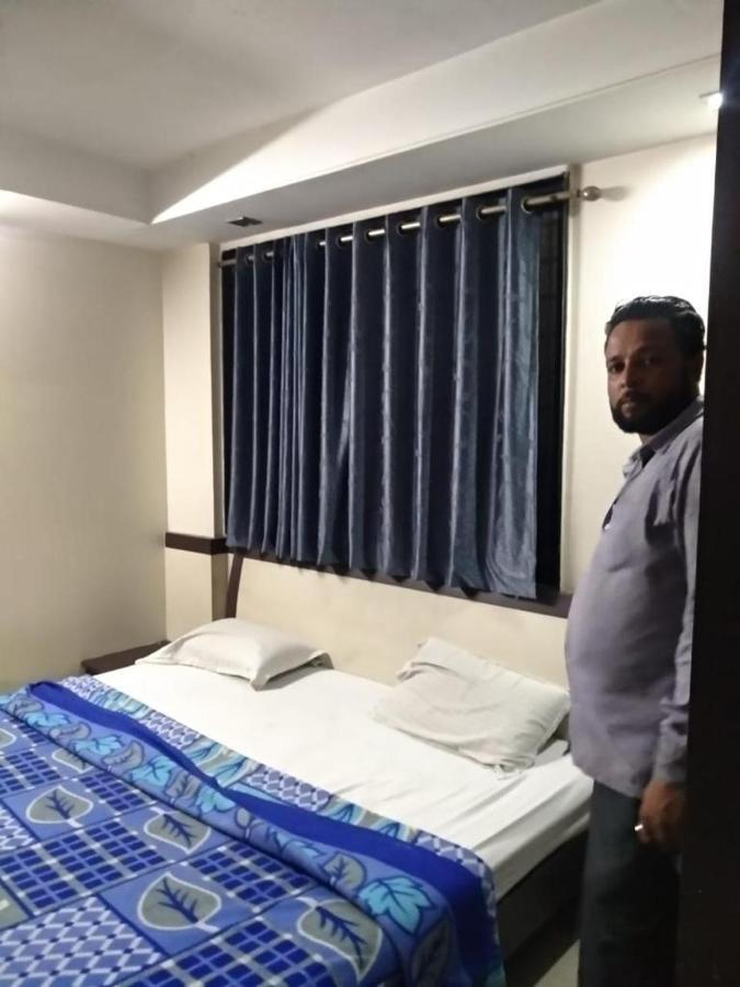 Sai Vasant Vihar 호텔 쉬르디 외부 사진